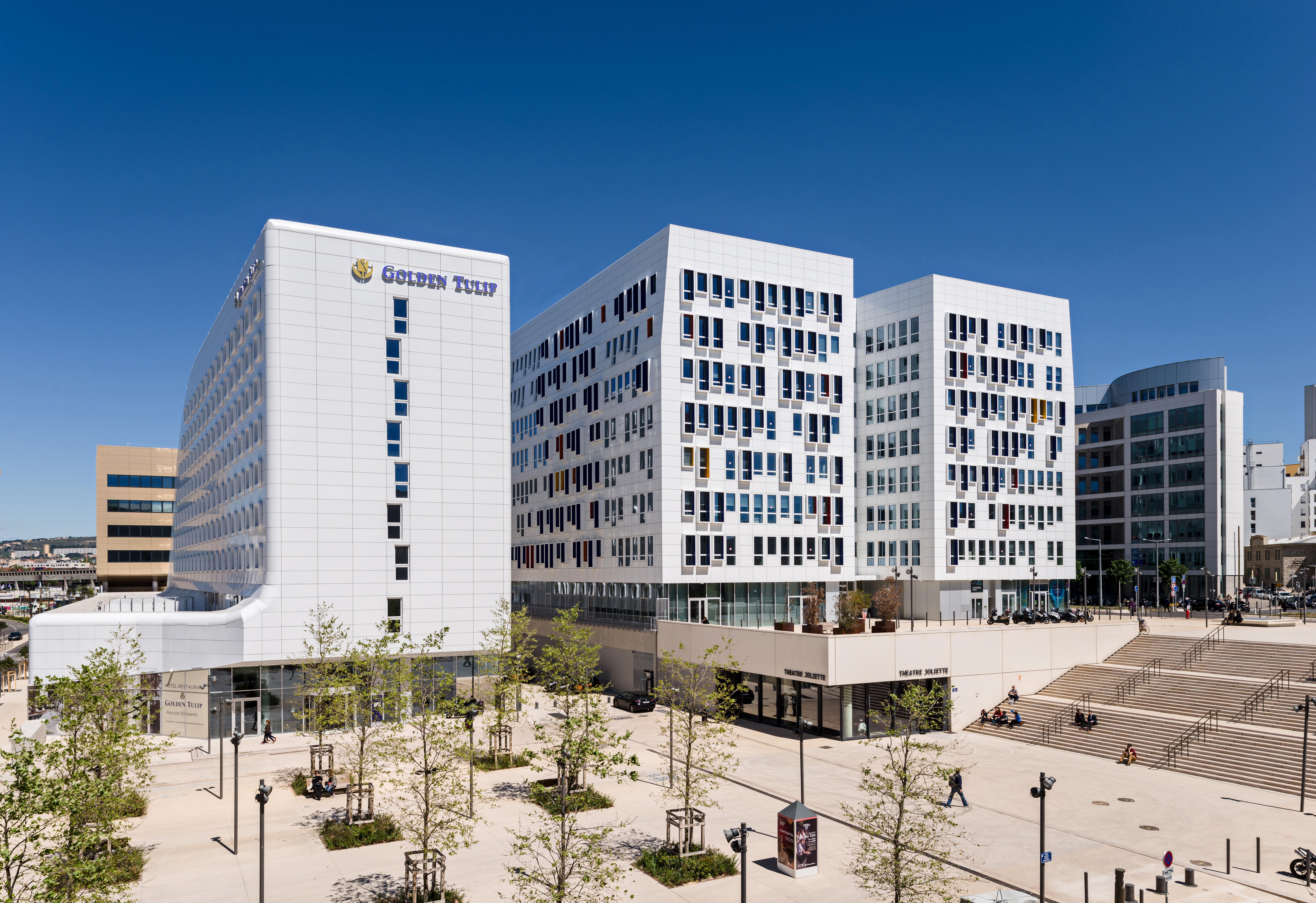 Golden Tulip Marseille Euromed Hotel Екстериор снимка