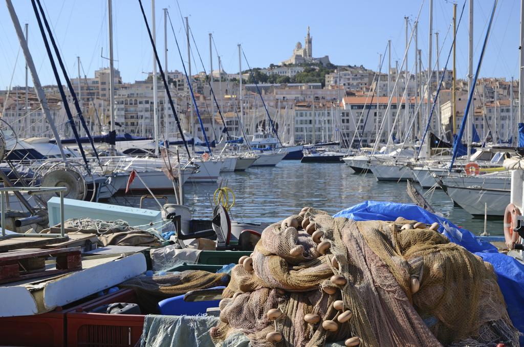 Golden Tulip Marseille Euromed Hotel Екстериор снимка